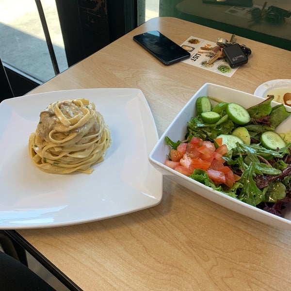 ONE OF THE BEST pastas I’ve ever had. Awesome! It was creamy and the sauce was absolutely delicious. They make the pastas in place so they’re fresh and soft. I’ll come back for sure!