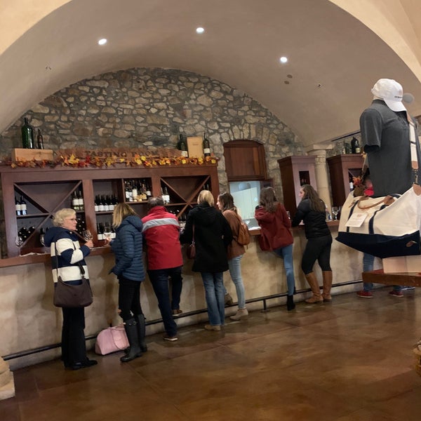 11/30/2019 tarihinde Martin B.ziyaretçi tarafından Sebastiani Vineyards &amp; Winery'de çekilen fotoğraf