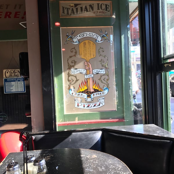 Photo taken at Tony&#39;s Coal-Fired Pizza &amp; Slice House by Martin B. on 4/30/2017