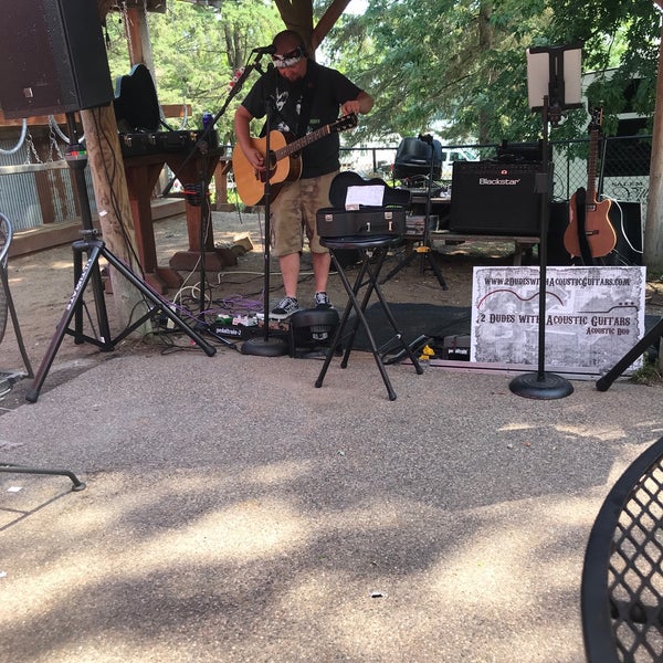 Captain's on Long Lake 3 tavsiye