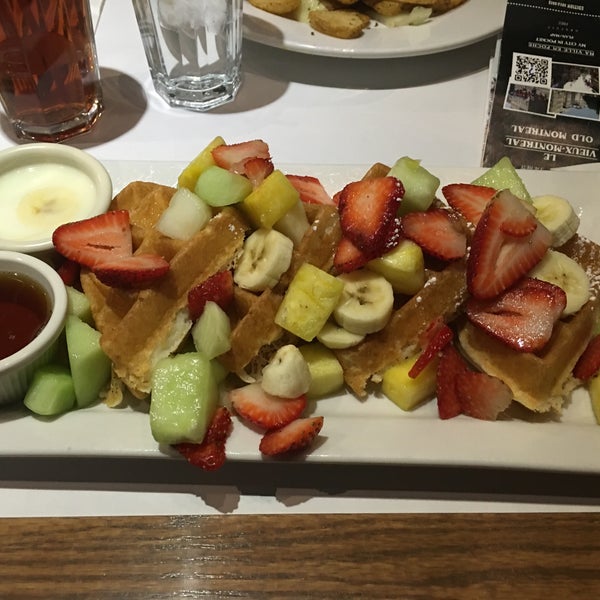 Delicious egg dishes, crepes, and waffles! Here is the Belgin Waffle Pagé, complete with tons of yummy fruit!