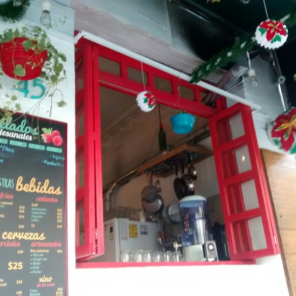 12/18/2014 tarihinde Fernando O.ziyaretçi tarafından Trescielos Pizzas y Helados'de çekilen fotoğraf