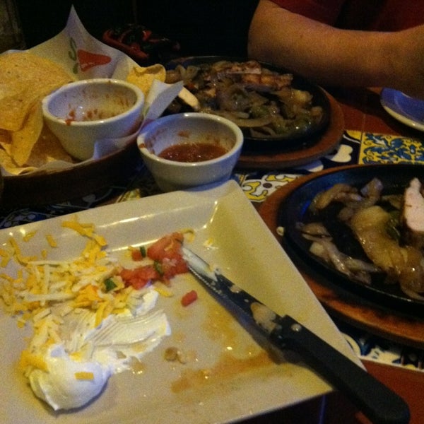 Photo taken at Chili&#39;s Grill &amp; Bar by Beth M. on 2/25/2013