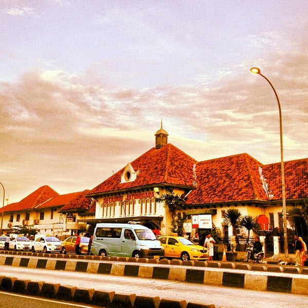 Stasiun Jatinegara - Jatinegara - Jakarta, Jakarta