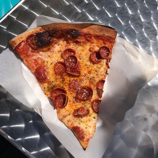 Photo taken at Tony&#39;s Coal-Fired Pizza &amp; Slice House by Barce on 4/30/2019