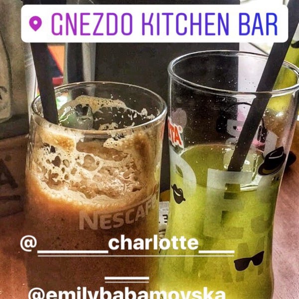 รูปภาพถ่ายที่ Gnezdo Kitchen Bar โดย Angie Z. เมื่อ 2/7/2017