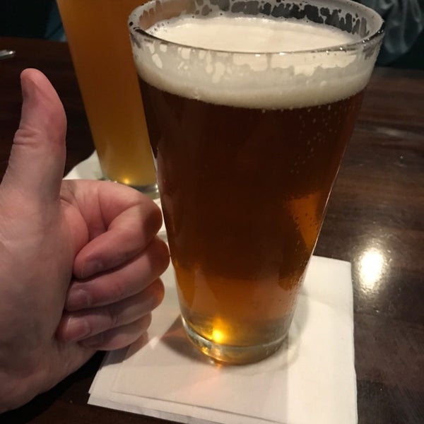 Photo taken at On Tap Sports Cafe - Riverchase Galleria by Paul on 12/7/2019