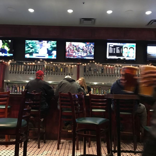 Photo taken at On Tap Sports Cafe - Riverchase Galleria by Paul on 12/21/2019