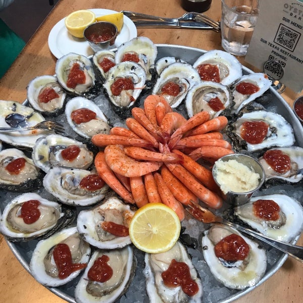 Photo taken at Water Street Oyster Bar by Paul on 6/25/2020