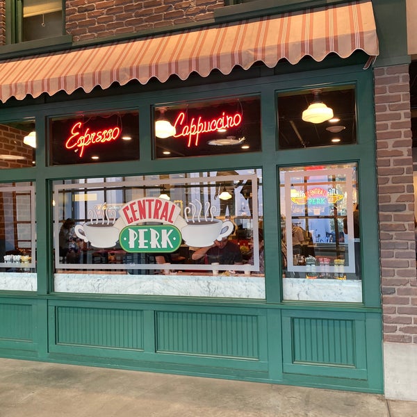 Central Perk Cafe Cafe In Burbank