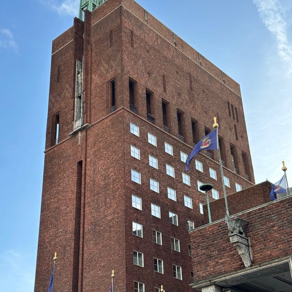 Photo taken at Oslo rådhus by Marek H. on 11/9/2022