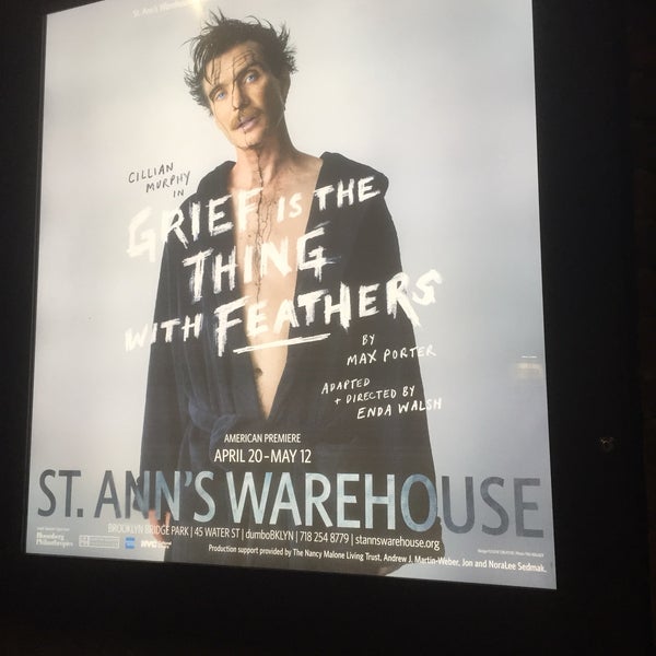 Foto tirada no(a) St. Ann&#39;s Warehouse por Diane em 5/2/2019