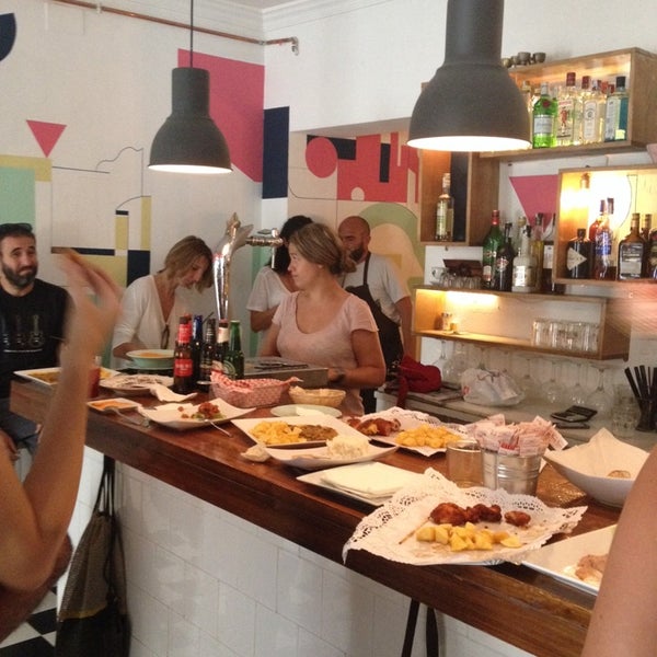7/27/2014 tarihinde Cristina F.ziyaretçi tarafından Bar La Gloria'de çekilen fotoğraf