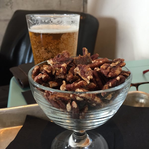 Delicious sweet peach tea and rosemary pecans.