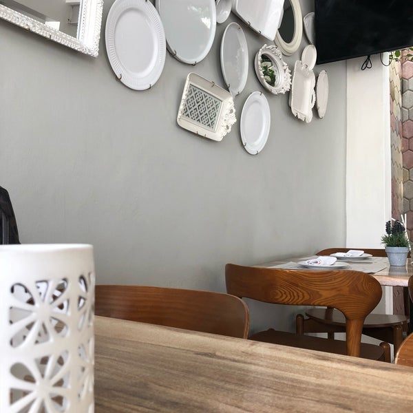 Foto diambil di Mayú Cocina Bar oleh Rafael pada 9/27/2018