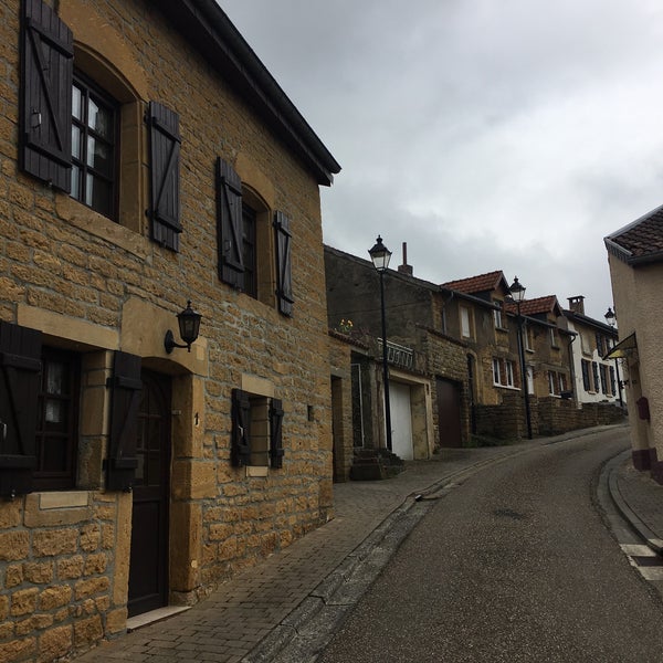 Провинция люксембург. Бельгия глубинка. Замок дюрбуи внутри-бельгия. Люксембург (провинция). Люксембург (провинция).