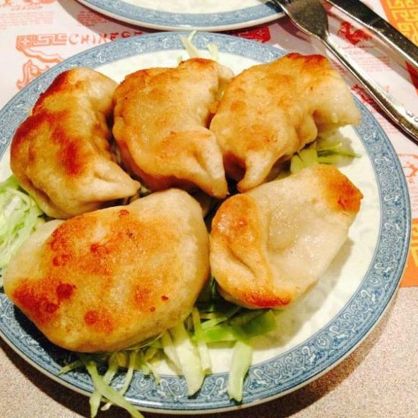 10/14/2015 tarihinde Hunan Chinese Restaurantziyaretçi tarafından Hunan Chinese Restaurant'de çekilen fotoğraf