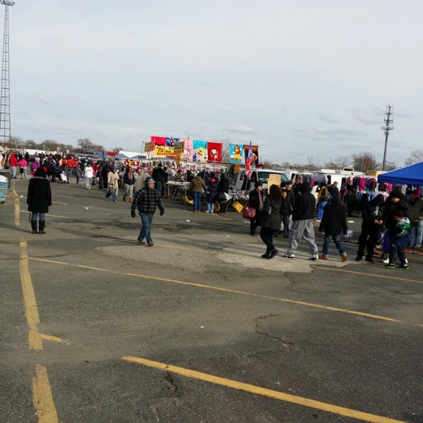 Tacony Palmyra Flea Market Palmyra, NJ