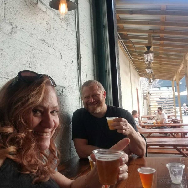 9/16/2022 tarihinde Nicole M.ziyaretçi tarafından Focal Point Beer Co'de çekilen fotoğraf