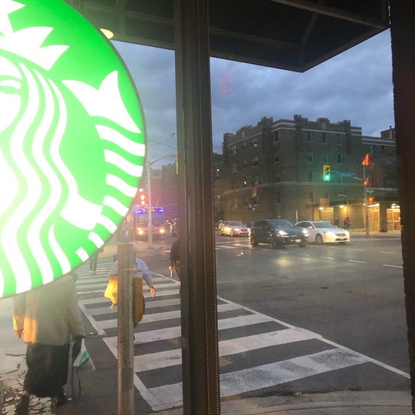 Starbucks Coffee Shop In Toronto Starbucks Coffee Shop In Toronto