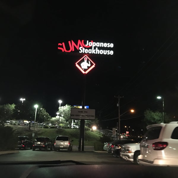 Photo taken at Sumo Japanese Steakhouse by Rey L. on 11/19/2017