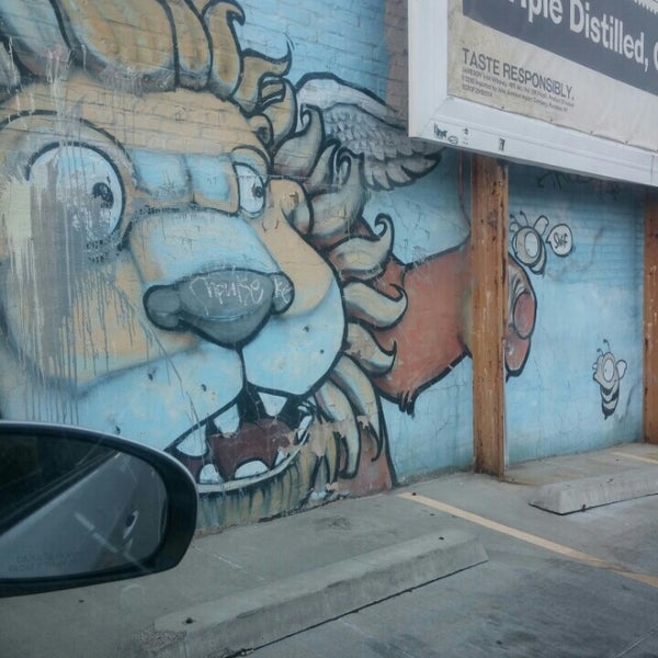 Photos at Gomer's Midtown Liquor Store in Kansas City