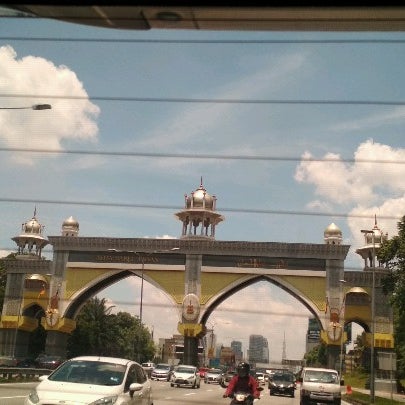 Fotos En Pintu Gerbang Kota Darul Ehsan Kota Darul Ehsan Arch Monumento Edificio Historico En Petaling Jaya Fotos En Pintu Gerbang Kota Darul Ehsan Kota Darul Ehsan Arch Monumento Edificio Historico En Petaling Jaya