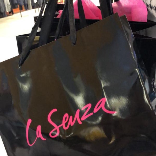 La Senza Lingerie Store In Bandar Sunway
