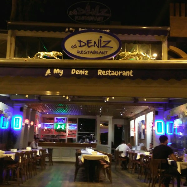 Foto diambil di My Deniz Restaurant oleh Emre Y. pada 8/29/2016