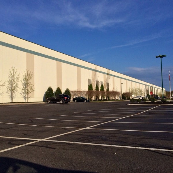 Burlington Coat Factory Distribution Center 9 Edgewater Park NJ