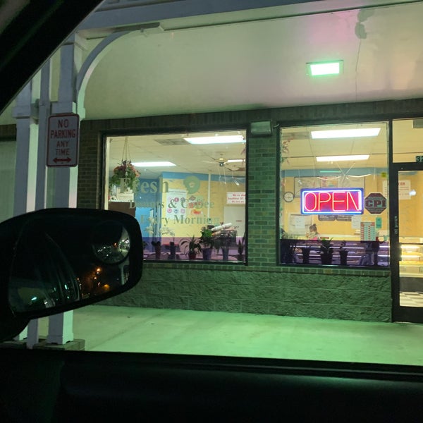 MJ's donuts Panadería en Pineville