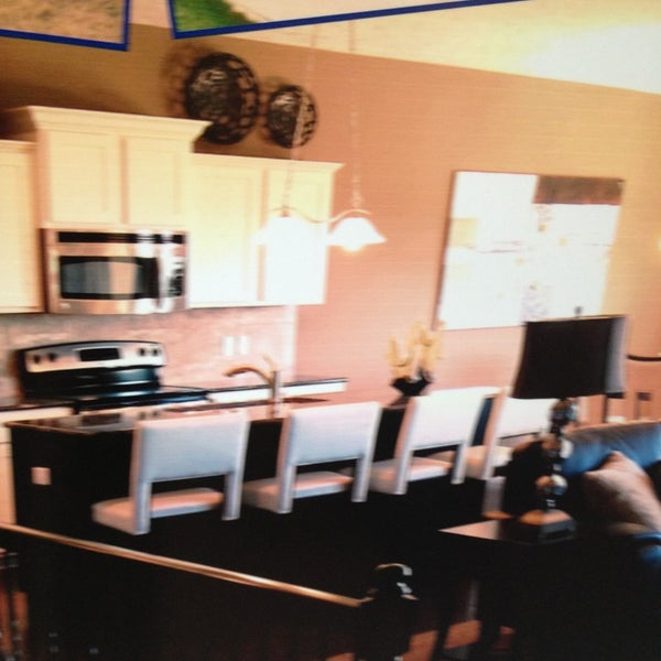 Celebrity Homes In Summer Glen Real Estate Agency in Elkhorn