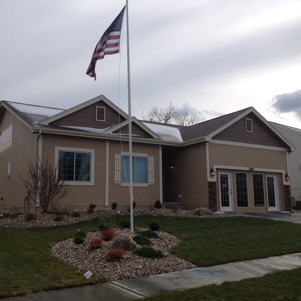 Celebrity Homes In Summer Glen Real Estate Agency in Elkhorn