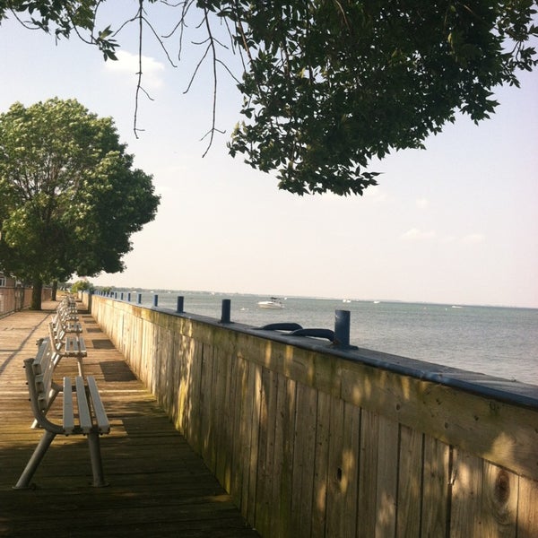 Lac Sainte Clair Park Saint Clair Shores 0 tips