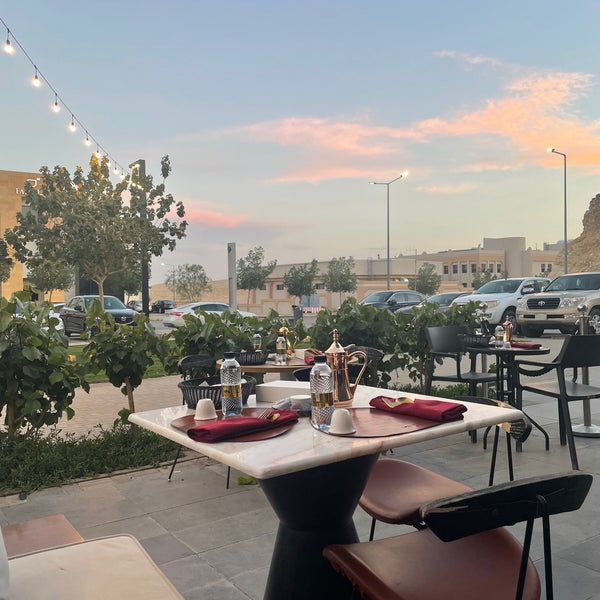 Photo prise au Mertaya Cafe &amp; Restaurant par Hala 💎 le4/19/2023
