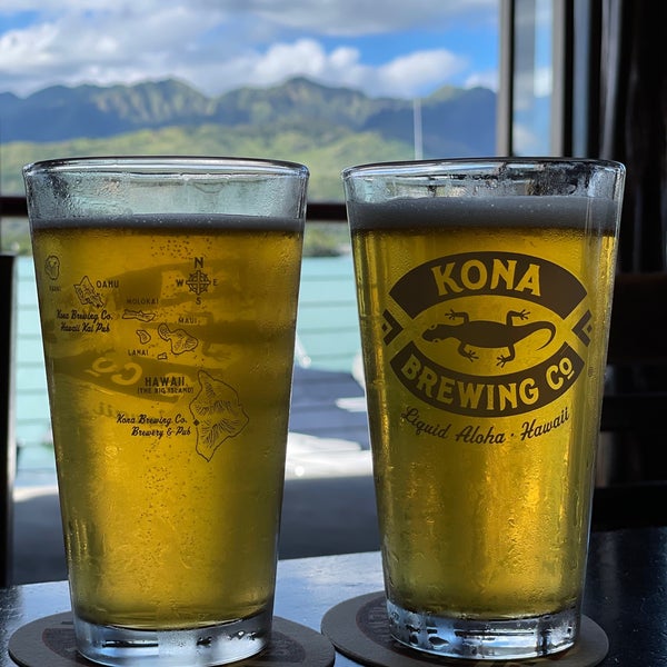 Photo taken at Kona Brewing Co. by Monica F. on 2/5/2022