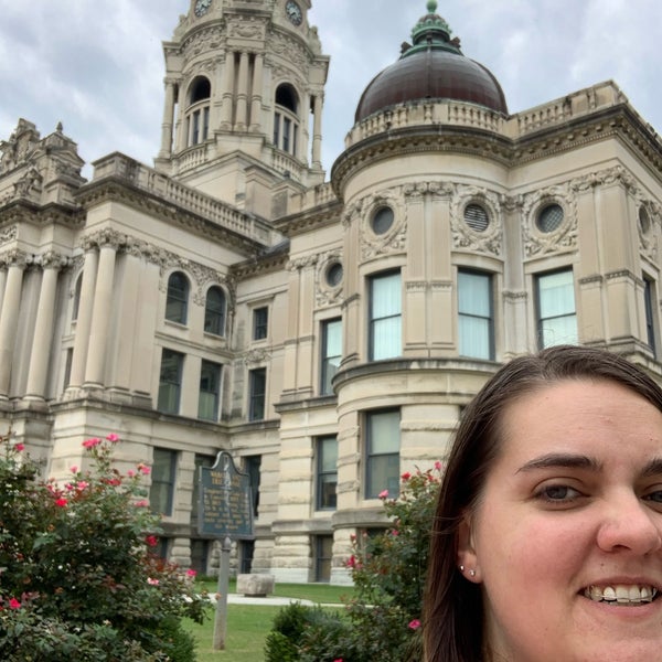 Vanderburgh County Courthouse Downtown Evansville 825 Sycamore St