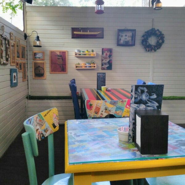 7/18/2016 tarihinde bilge g.ziyaretçi tarafından Kukla Cafe'de çekilen fotoğraf