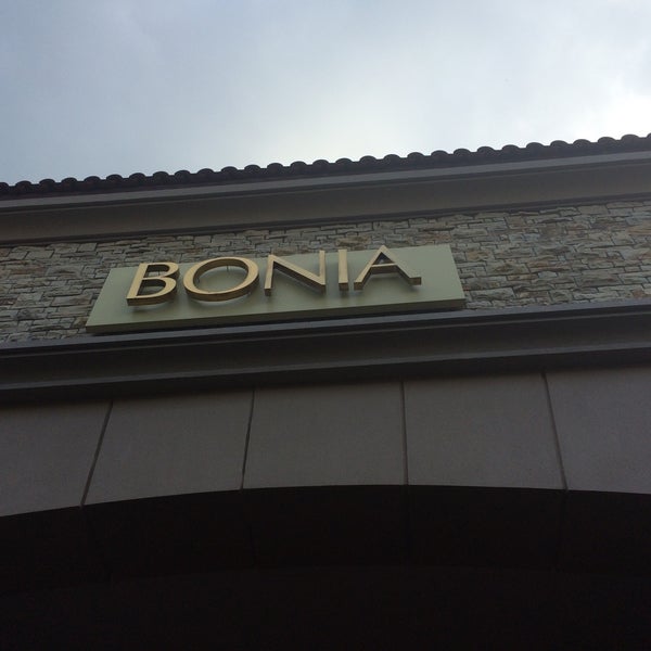 Photos At Bonia 1 Tip