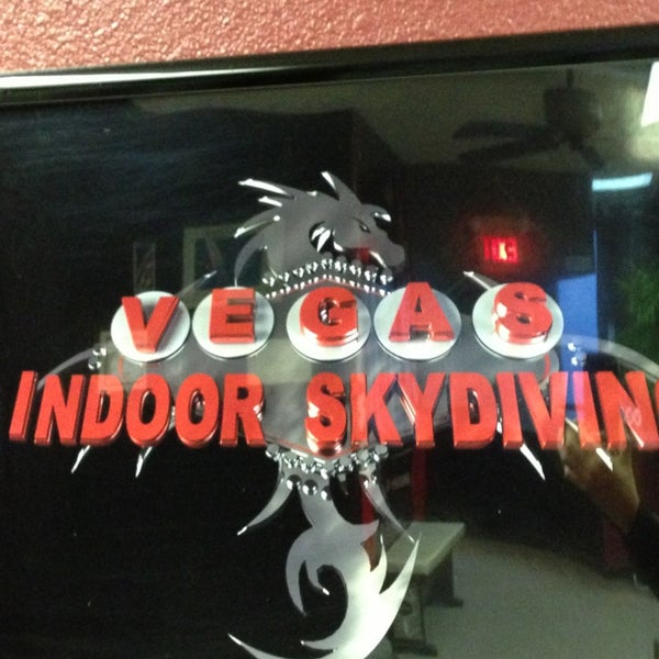 Photo taken at Vegas Indoor Skydiving by Luz on 12/27/2012