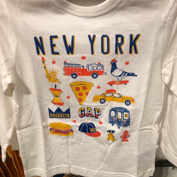 gap kids yonge st