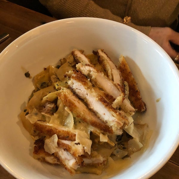 Photo taken at Railcar Modern American Kitchen by Out2Lunch on 5/13/2019