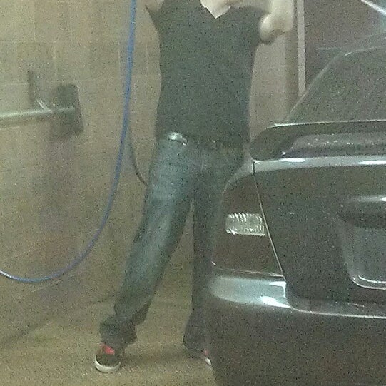 Bubbles Up Car Wash Bethpage, NY
