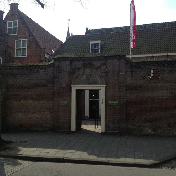 Photo taken at Museum Het Dolhuys by Erik H. on 4/8/2013