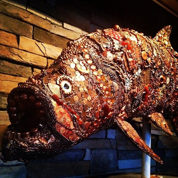 Das Foto wurde bei CopperFish Seafood Grill &amp; Oyster Bar von Jordan F. am 4/17/2014 aufgenommen