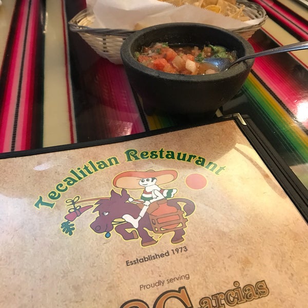 Foto tirada no(a) Tecalitlan Restaurant por Isaias M. em 2/11/2018