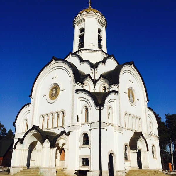 храм елизаветы опалиха отец сергий. храм святой преподобномученицы елисаветы в опалихе. церковь елисаветы феодоровны преподобномученицы в опалихе. елисаветинский храм красногорск улица пушкина. елисаветинский храм г.