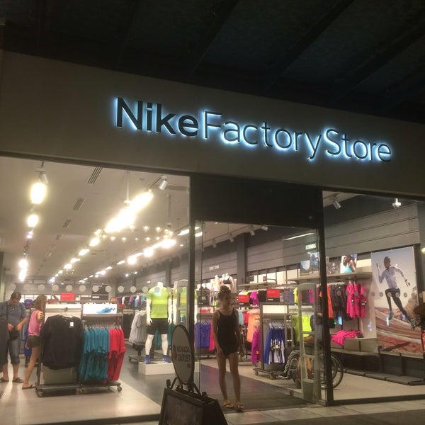 Nike store ansal plaza vaishali 2025