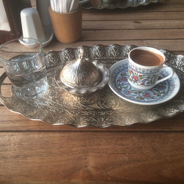 Foto tomada en Sultanım Cafe &amp; Restaurant  por S A. el 2/21/2016