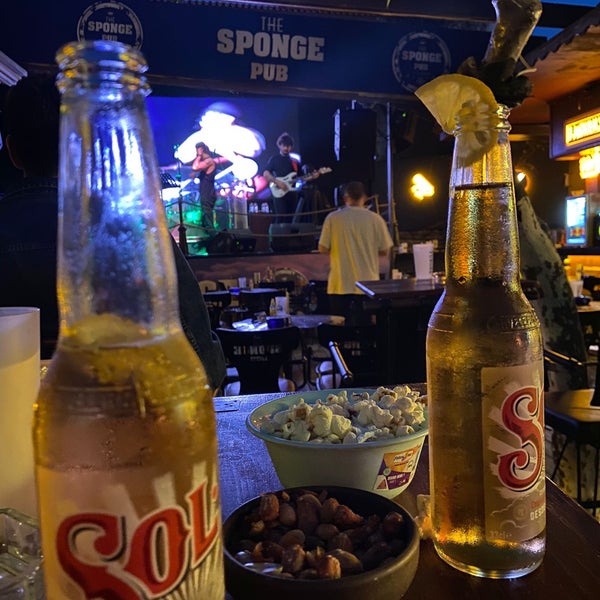 Foto tirada no(a) Sponge Pub por Müge Y. em 5/15/2022